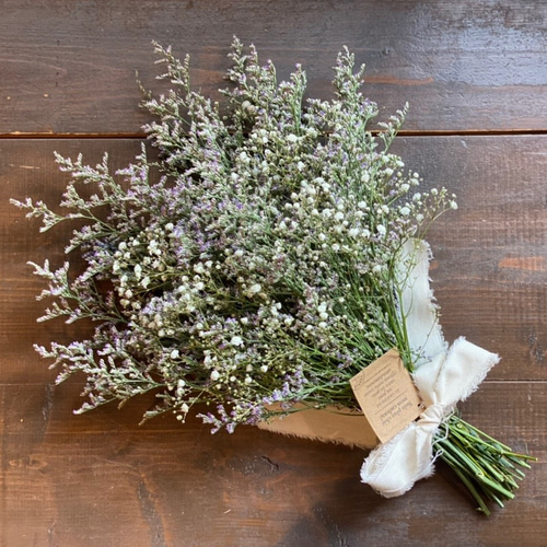 期間限定価格⭐︎ナチュラルスワッグ（40㎝ブルファン＆かすみ草  