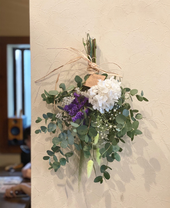 白紫陽花＆ユーカリスワッグ（長さ約40㎝） 1枚目の画像