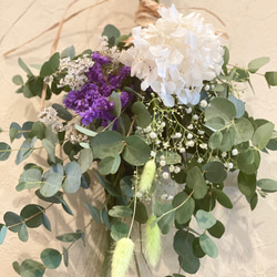 白紫陽花＆ユーカリスワッグ（長さ約40㎝） 4枚目の画像