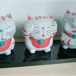 御影石・手彫り招き猫三奏隊（ 限定1セット限り） 招き猫 kokorone