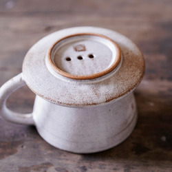 陶器のコーヒードリッパー ２-４杯用　/ Ceramic Coffee Dripper for 2-4 cups 7枚目の画像