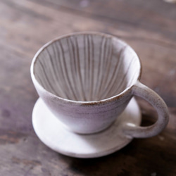 陶器のコーヒードリッパー ２-４杯用　/ Ceramic Coffee Dripper for 2-4 cups 8枚目の画像