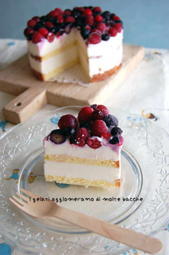 ベリーベリージェラートアイスケーキ 3枚目の画像