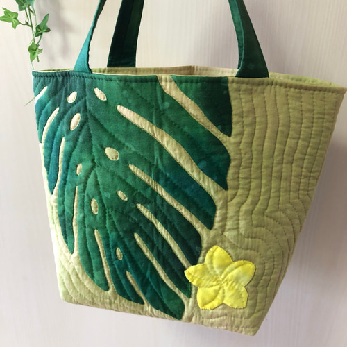 ハワイアンキルト　ハンドメイド　プルメリアバケットショルダーバッグ 73c859137f418748c36da3befa2dc1