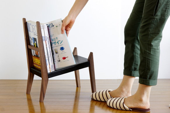 【book rest chair】マガジンラック／革張り 1枚目の画像