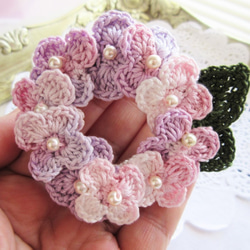 紫陽花のリースブローチ・パープルピンク・レース編み 3枚目の画像