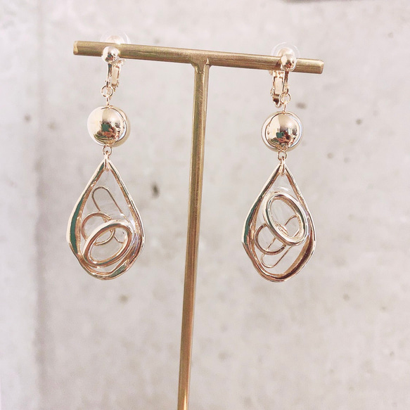 all gold pierce/earring 5枚目の画像