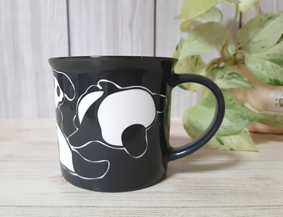 脱力パンダ 陶器 マグカップ サンドブラスト加工 白黒マグ 取っ手付き 210㎖ ホットコーヒー 新生活 3枚目の画像