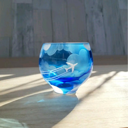 【受注生産】Sky Hi 飛行機雲 青空丸ぐい呑み おちょこ サンドブラスト 父の日 母の日 2枚目の画像