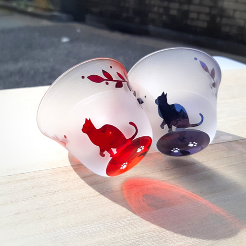 受注制作】そよ風ねこちゃん ぐい呑み サンドブラスト 酒器 ペア