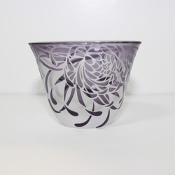 菊巻柄　-ぐい呑み　紫 グラス サンドブラスト ギフト 『父の日』 3枚目の画像