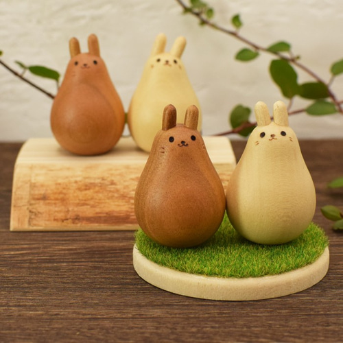 手のひらサイズの 木の置物 ( 小 ) うさぎ 2羽 セット その他