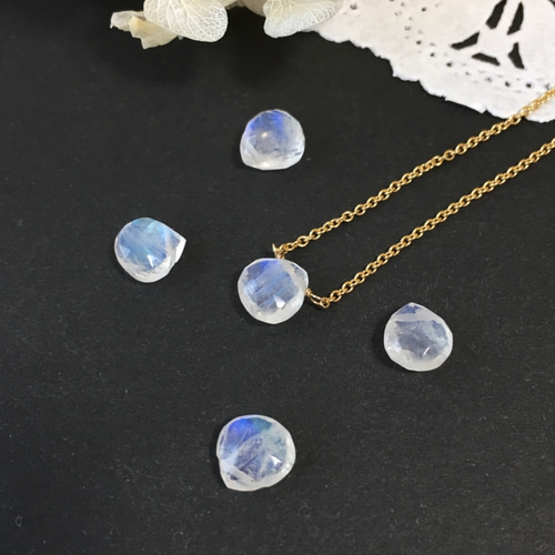 らほな☺︎ 2点作品☆ 枠レインボームーンストーン14kgfネックレス