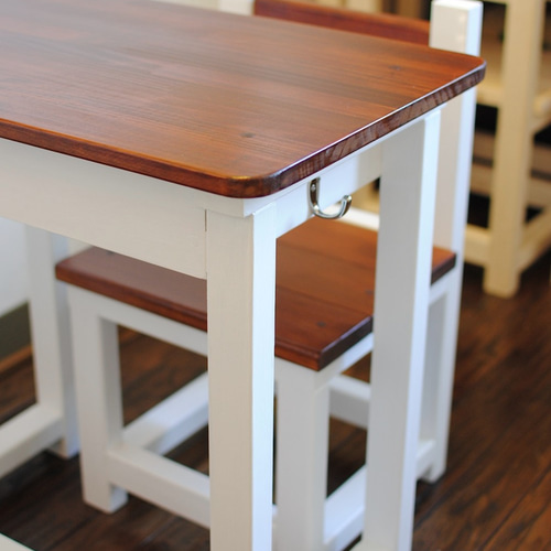 ☆ミルクペイント♪マットホワイトのレトロな小さい勉強机と椅子セット