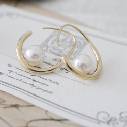 珍珠耳環（金色）水晶珍珠/貝殼珍珠新月 第4張的照片