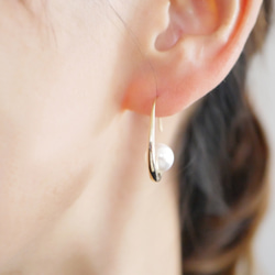 珍珠耳環（金色）水晶珍珠/貝殼珍珠新月 第5張的照片