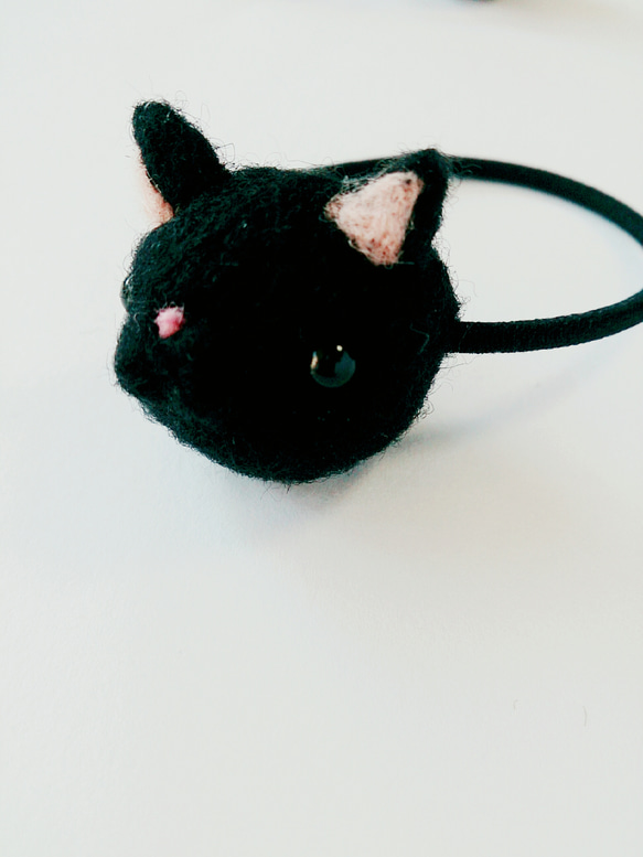 黒猫さん ヘアゴム 3枚目の画像