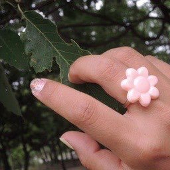 ヴィンテージのお花リング 5枚目の画像