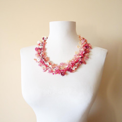 銷售！ Bijou 刺繡項鍊花卉寶石粉紅色混合 第3張的照片
