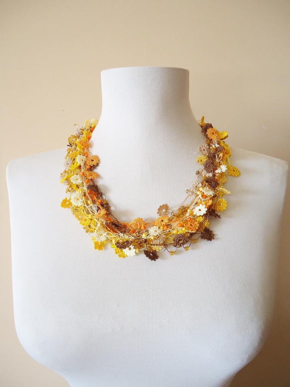 Bijou Embroidery Necklace Flower Jewel 黃色混合 第2張的照片