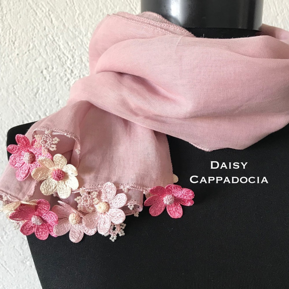繡花雛菊有機棉披肩（100％棉）粉紅色 第1張的照片