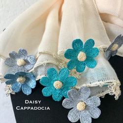 棉花攤（100％棉花）雛菊藍色與繡花 第2張的照片