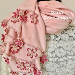 刺繍のお花つき　パシュミナストール　ピンク 1枚目の画像