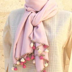刺繍のお花つき　パシュミナストール「ローズ」ピンク 2枚目の画像
