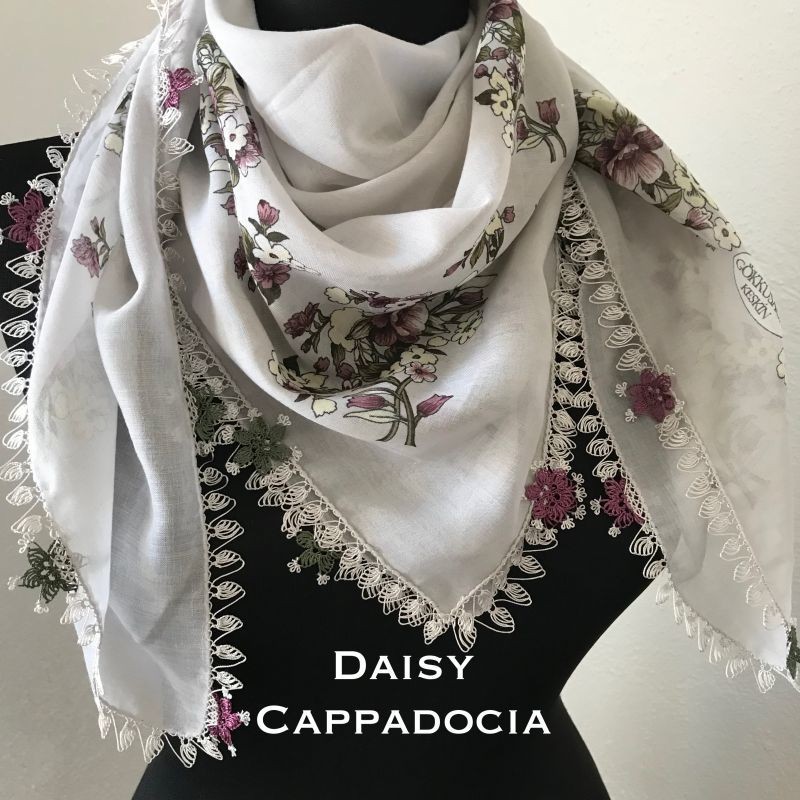 ニードルレース　刺繍のコットンスカーフ　ライトグレー