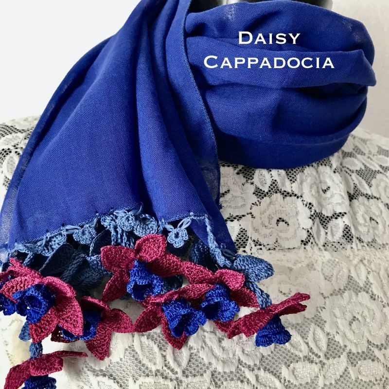 刺繍のお花付き コットンストール ブルー＆ボルドー