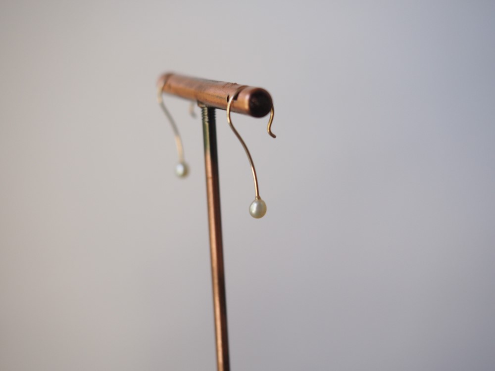 しずくパールの一粒ピアスno,4【K10ゴールド】