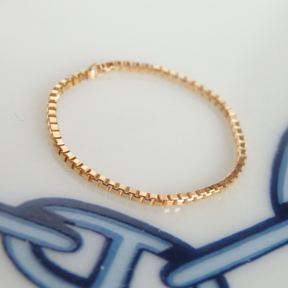k18リング　k18ベネチアンチェーンリング　18金　18k　ete好きの方に（0.9㎜幅）つけっぱなし　キラキラ　華奢 4枚目の画像