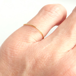 k18ベネチアンチェーンリング　0.7㎜幅　18金リング　18k　気分が上がる　つけっぱなし　キラキラ　チェーンリング　 9枚目の画像