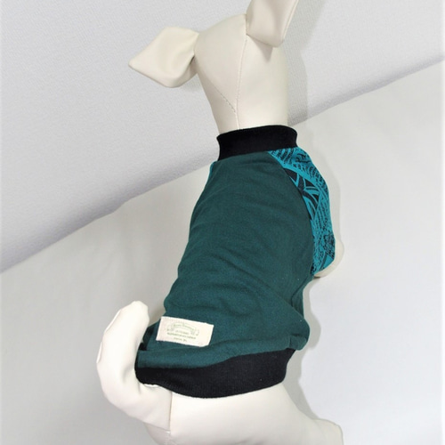 犬服 Sサイズ 「ラグラン袖・エレガンスヨーロッパ」 ラグランTシャツ