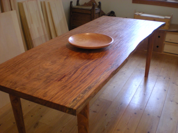 カリン一枚板 カリンの一枚板テーブル ダイニングテーブル somano 通販