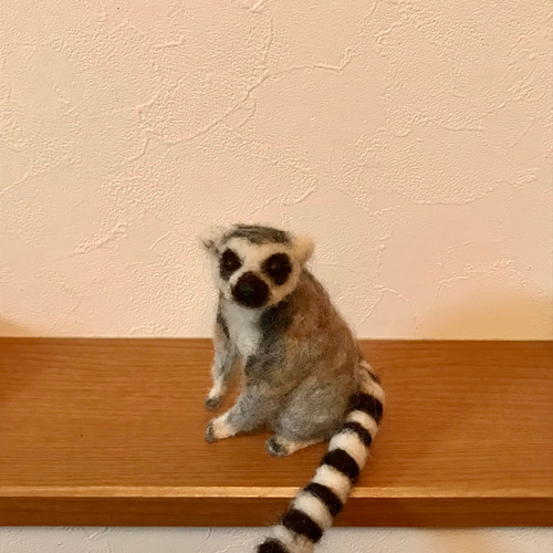 羊毛フェルト　ワオキツネザル ワオキツネザル 羊毛フェルト よっちみかん 通販 8843688