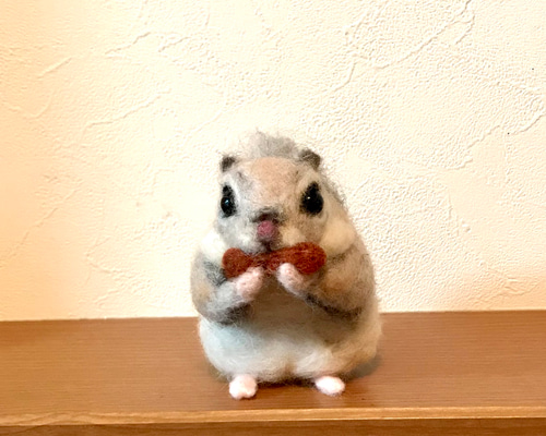 羊毛フェルト　エゾモモンガ エゾモモンガ 羊毛フェルト よっちみかん 通販 11751401｜Creema(クリーマ)