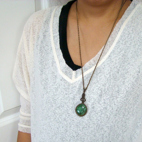 天然石 グリーンフローライトのマクラメ編みネックレス