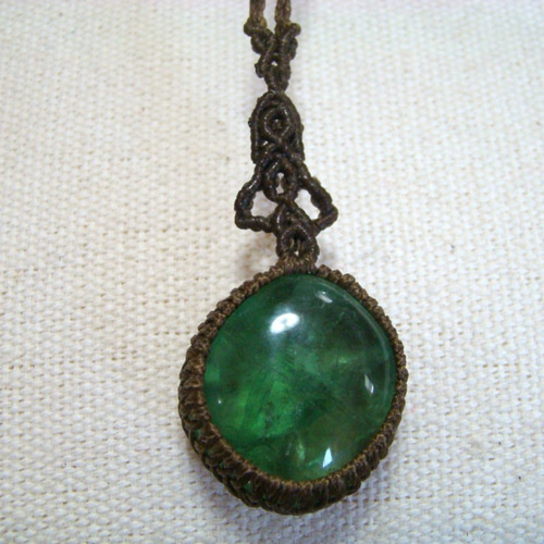 天然石 グリーンフローライトのマクラメ編みネックレス ネックレス