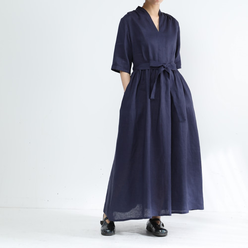 リネンレーヨンVネック切替ギャザーワンピース　完売品　ロングワンピ 今季 セール】リネンレーヨンVネック切替ギャザーワンピース