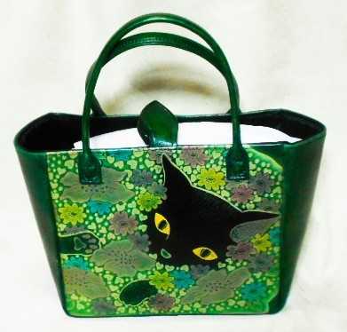 猫のデザイン、バッグ.財布.小物等。アートレザークラフト miniトートバッグ花畑猫 catwalk oikawa