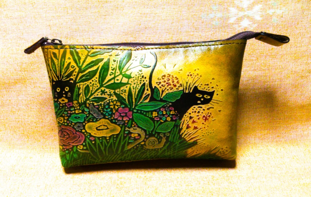 猫のデザイン　レザークラフト　森の猫達　Aポーチ1８　catwalk oikawa