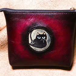 猫のデザイン　レザークラフト　oru.koku黒猫オール手染めAポーチ15cm 2枚目の画像