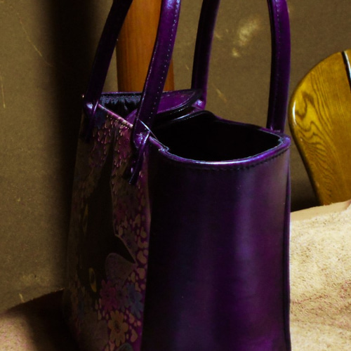 猫のデザイン、バッグ.財布.小物等。アートレザークラフト miniトート