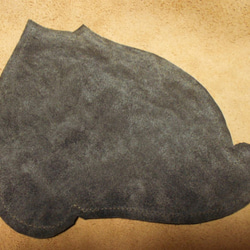 猫のデザイン　レザークラフト　cat mouse pad.   catwalk oikawa 3枚目の画像