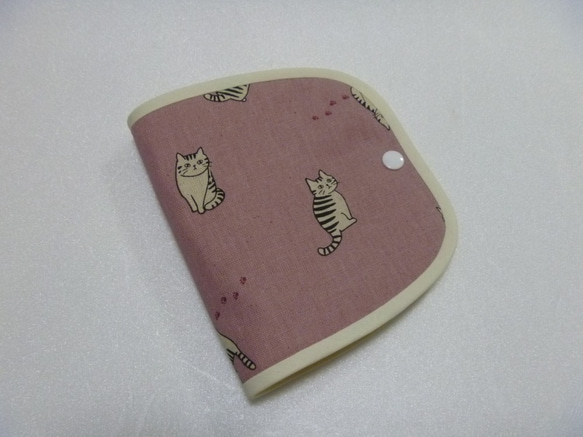 ８９５．トラ猫柄　立体マスク用　仮置きマスクケース　ピンク　再販１ 1枚目の画像