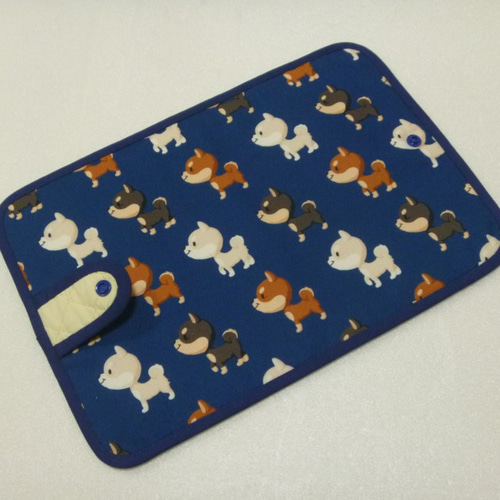 No.605☆ かず様♡専用ページ☆お薬手帳ケース☆ファスナー付き☆ No.605☆ かず様♡専用ページ☆お薬手帳ケース☆ファスナー付き