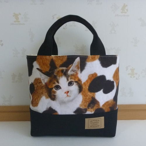 942．三毛猫柄 ランチバッグ インクジェットプリント お散歩