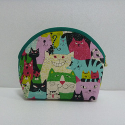 ３３２.猫ビッシリ柄のポーチ　緑×ピンク　再販１２ 3枚目の画像