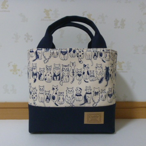 感謝価格　SALE お弁当トートバッグ　お散歩バック　人気　ハンドメイド 1b7797da818450df9f9252fc8e8613